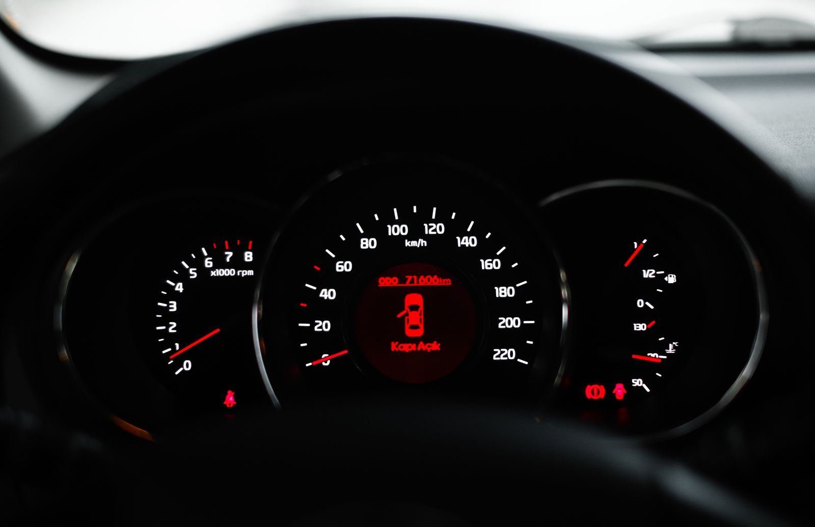 Dashboard Warning Lights Explained: What Each Light Means
