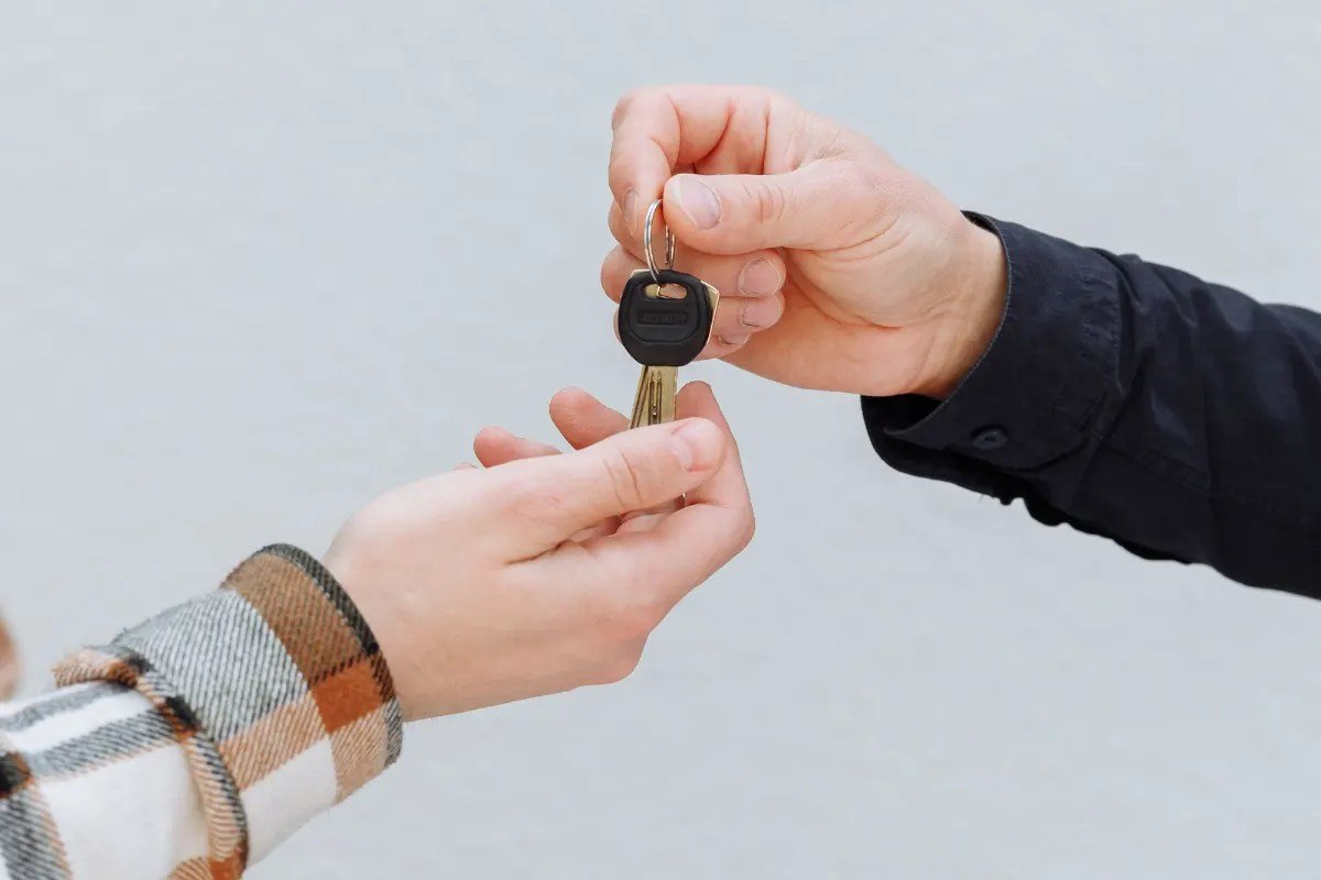 What to Do After Buying a Used Car: Your First 30 Days Checklist